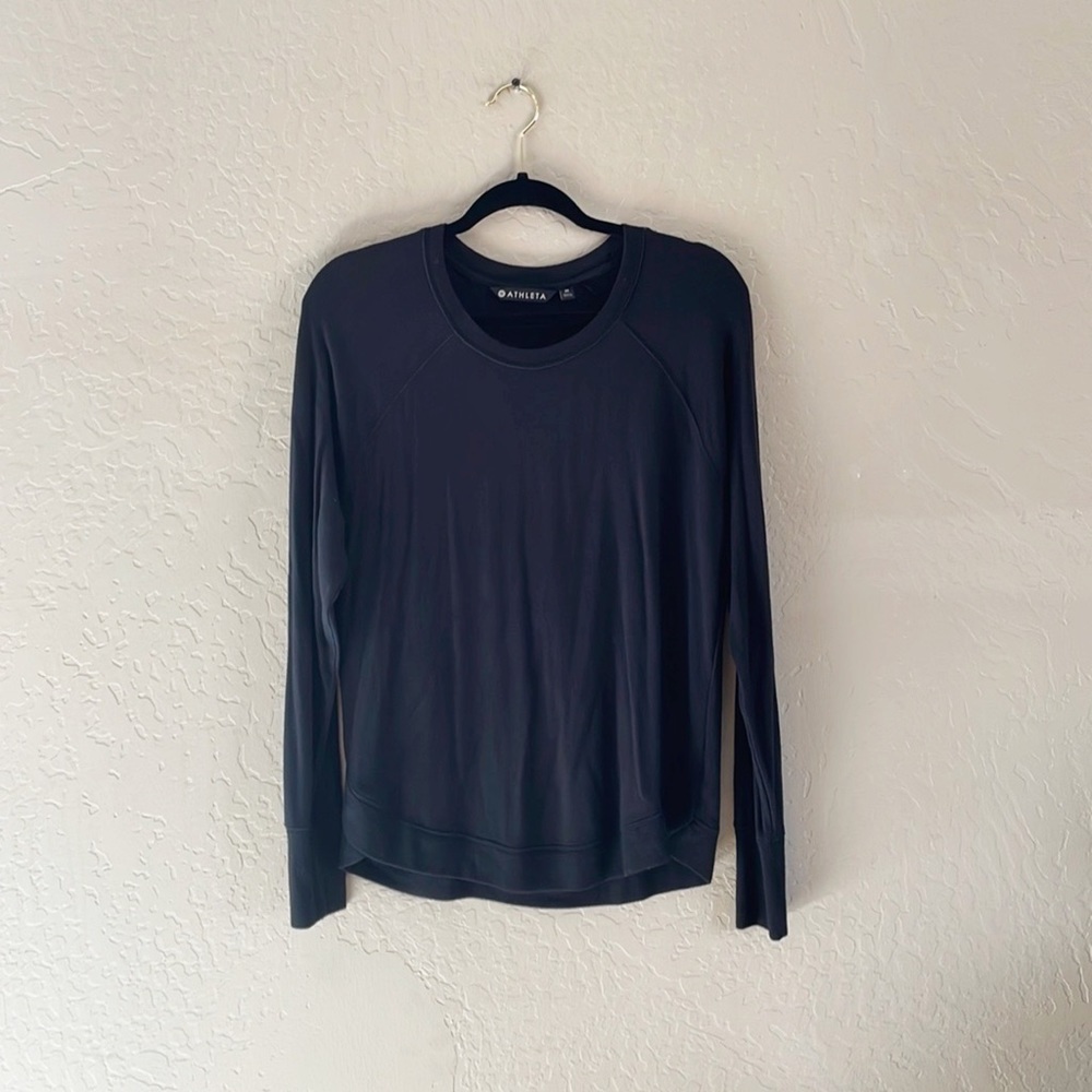 🌿Final Sale 
Athleta Cozy Knit Black Pullover‎ Top